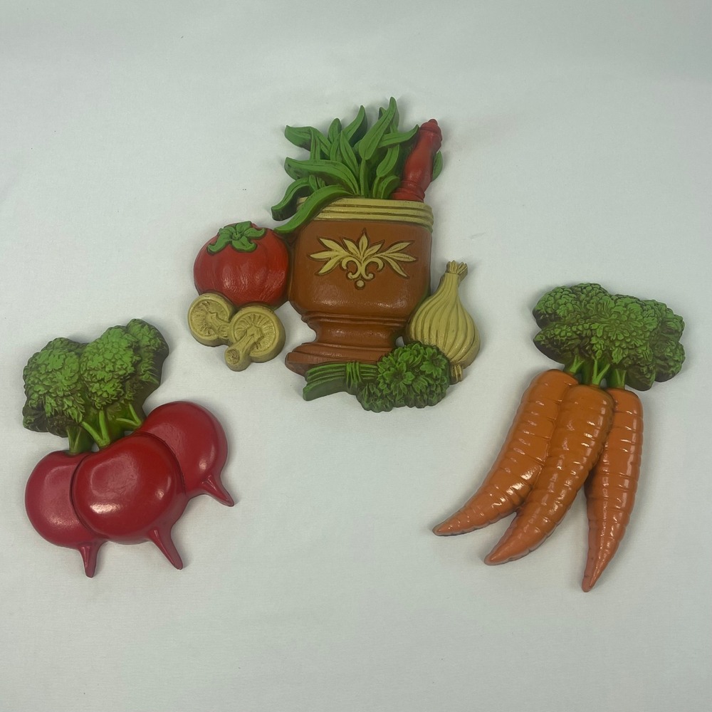 Vintage Homco Dart Vegetable Kitchen Wall Plaques Lot 3 Carrots Radishes Decor